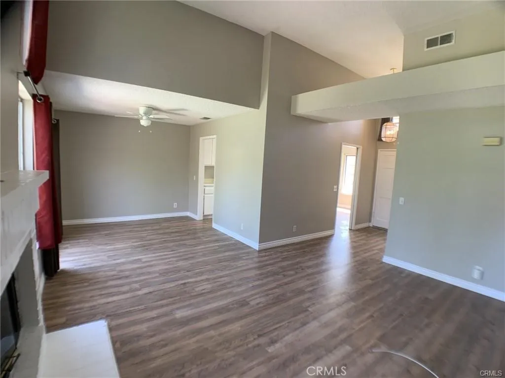 5294 Sundance, San Bernardino, California 92407 home-pic-1